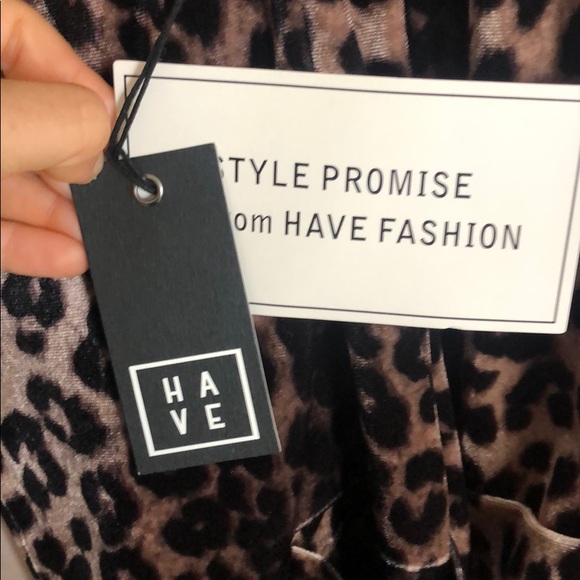 HAVE Fashion- Velour leopard jacket - Picture 6 of 6